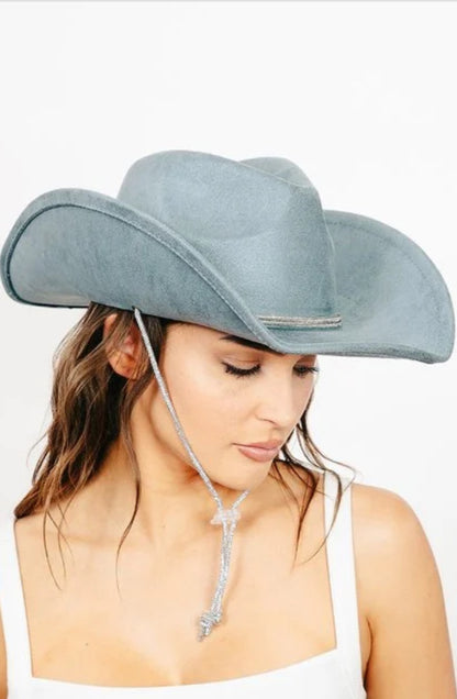 Glam Faux Suede Cowboy Hat – Stylish Rhinestone Band for a Western Look