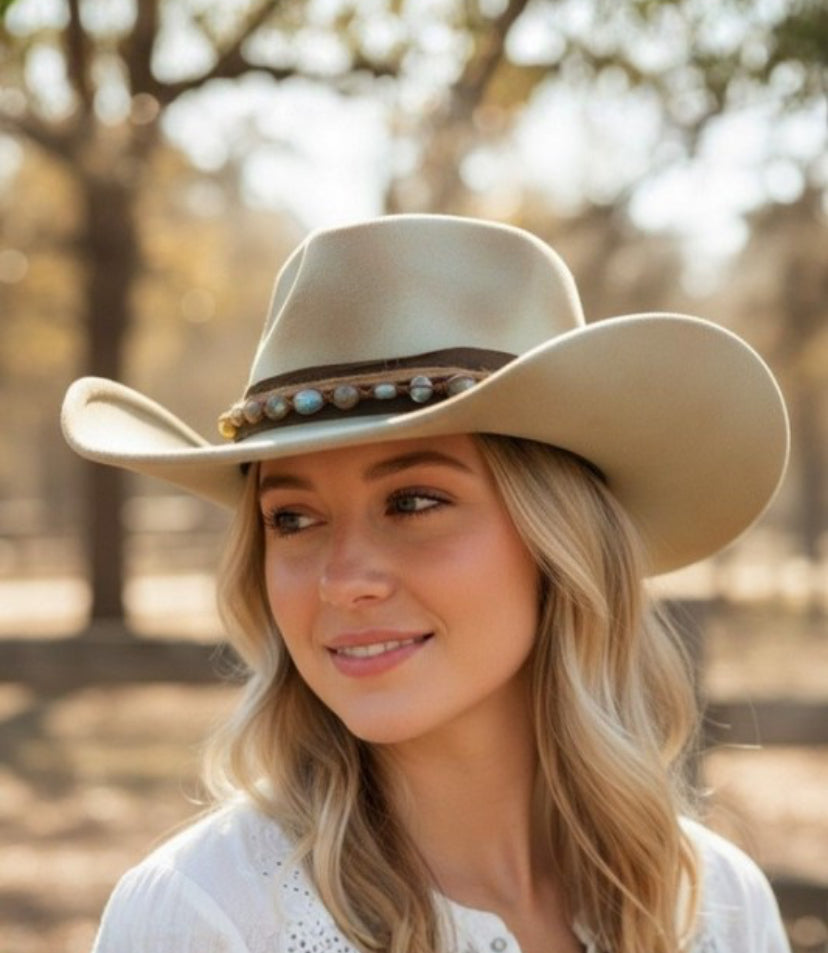 Mint Vintage Versatile Shapeable Cowgirl & Fedora Hat