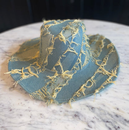 Floppy Denim distressed 58cm size