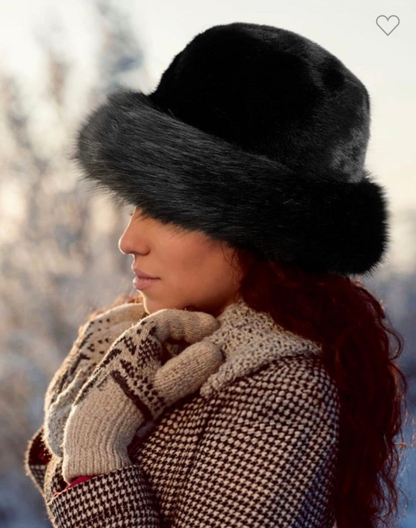 Faux fur style plush bucket hat