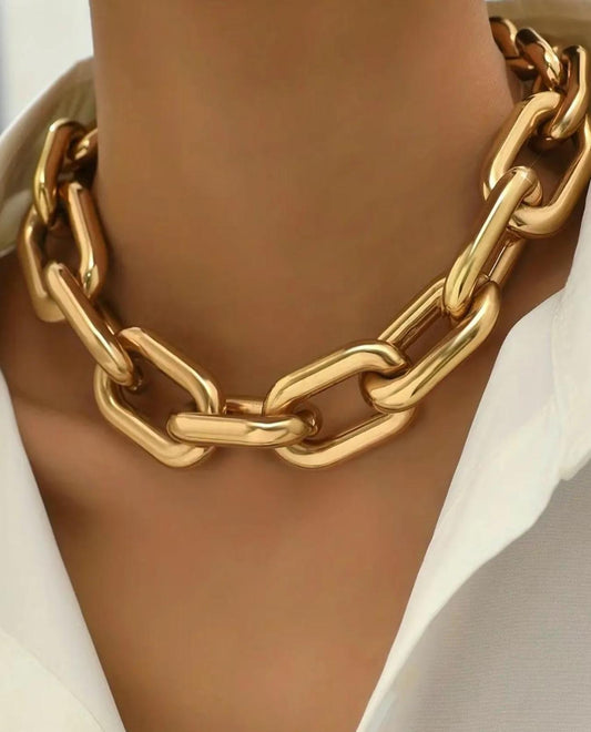 Exaggerated Chain Buckle Choker Necklace without box